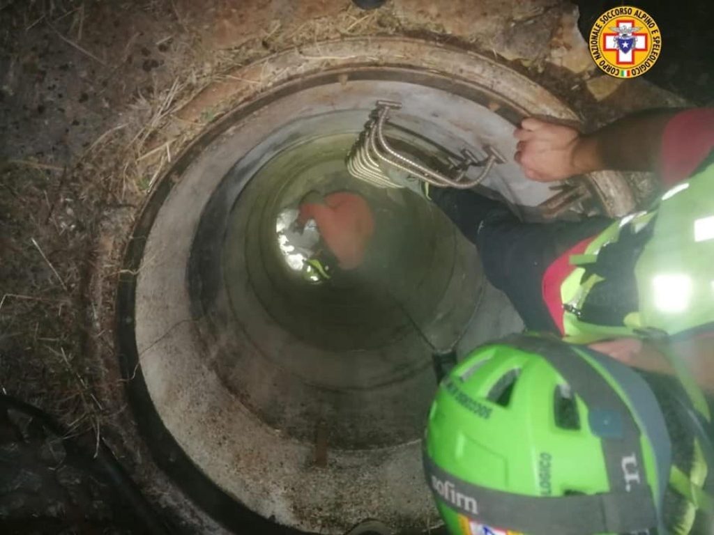Salva la speleologa caduta in una grotta nel barese