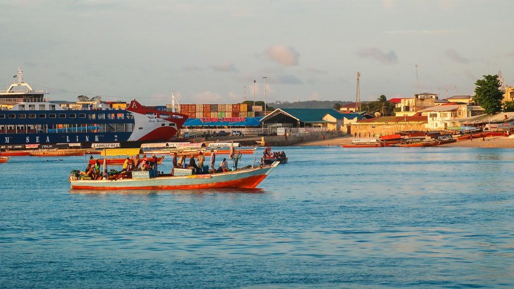 Zanzibar, cittadina italiana a processo per riciclaggio
