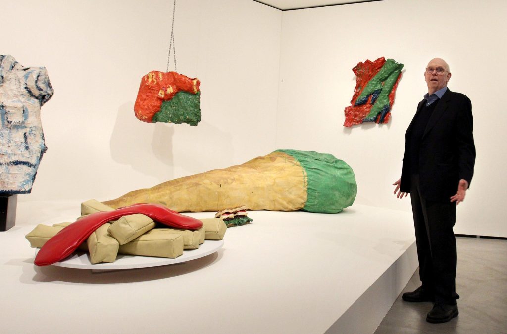 Addio all’artista Claes Oldenburg, maestro della Pop Art