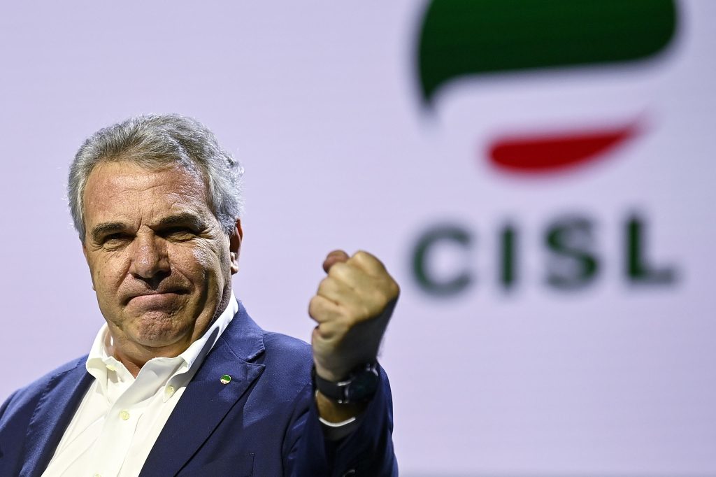 Sbarra: “a rischio un milione di posti di lavoro”