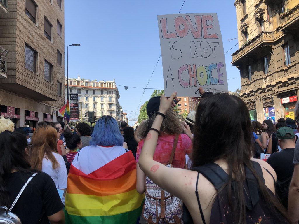 Pride, Sala: “i figli delle coppie omogenitoriali riavranno il riconoscimento”