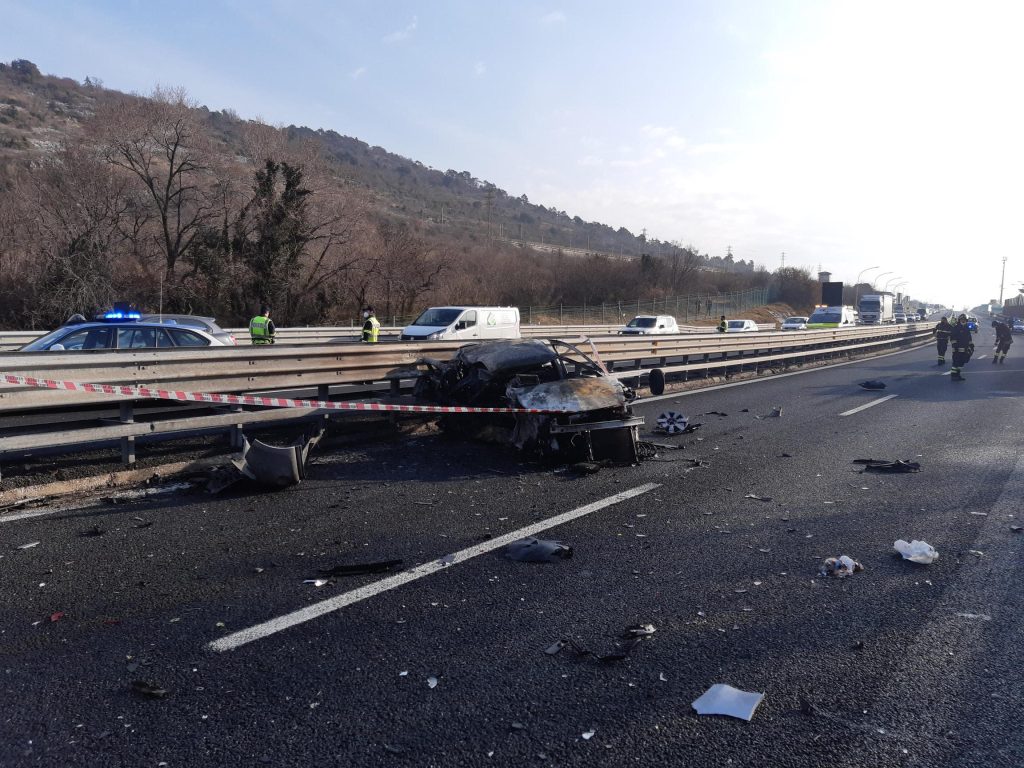Contromano in autostrada, perizia: infermità mentale