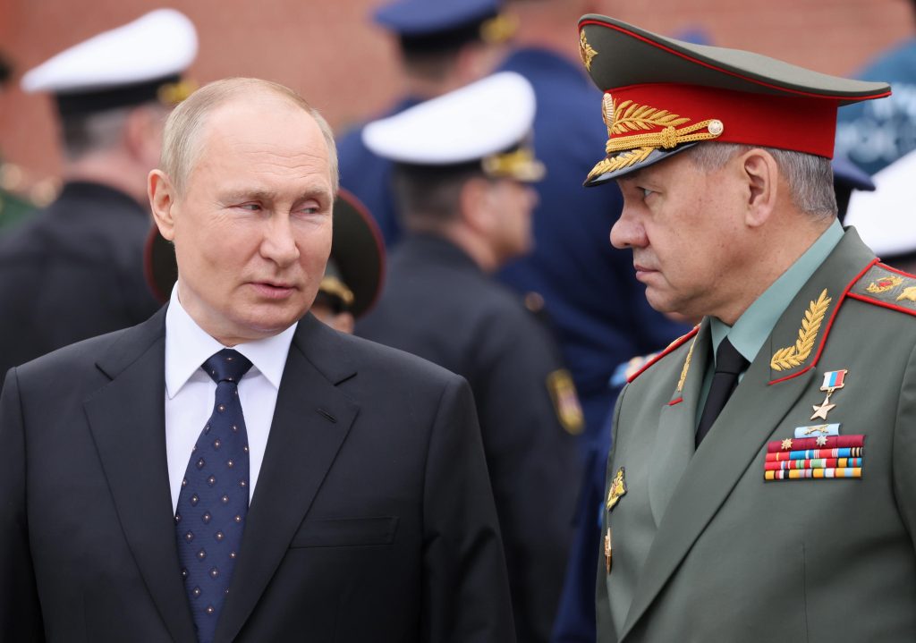 Putin all’esercito: avanti con l’offensiva
