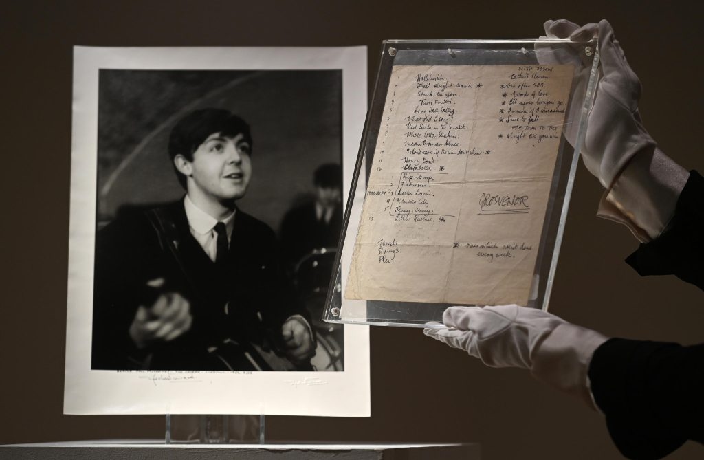 Autografo di Paul McCartney all’asta per quasi tremila dollari