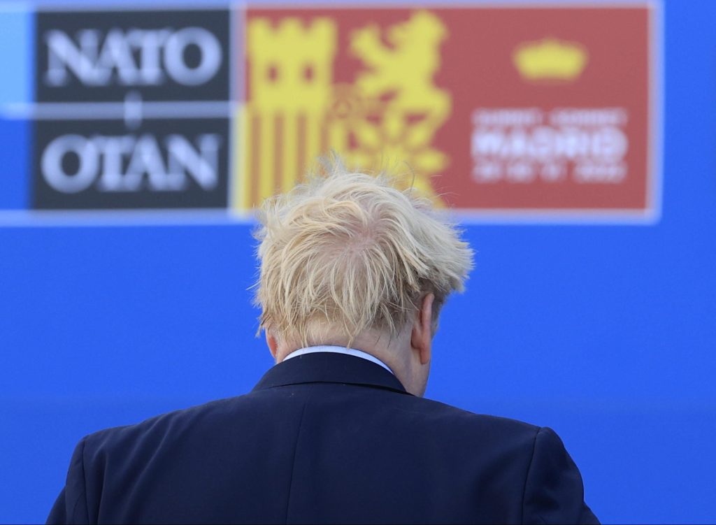 Bojo verso l’addio, sente la Regina