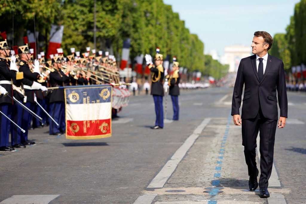 Macron: “piano di sobrietà” energetica
