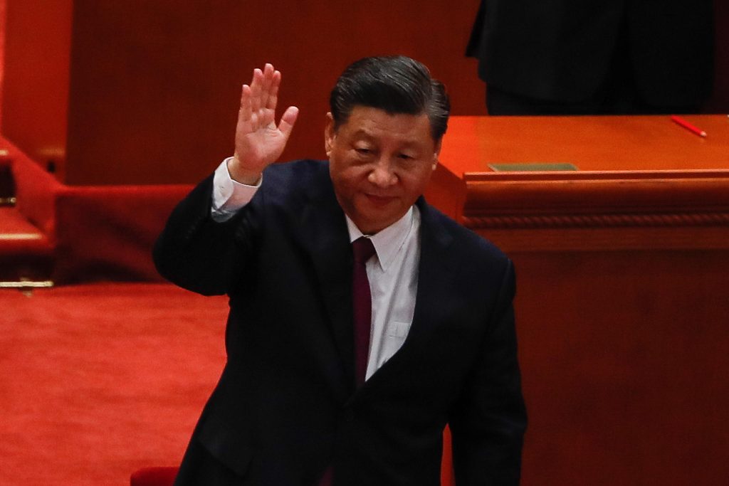 Xi Jinping visita lo Xinjiang