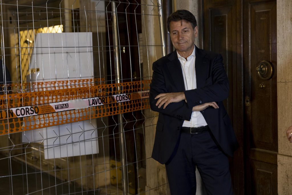 Governo in crisi, Conte: “no al Dl Aiuti, non alla fiducia”