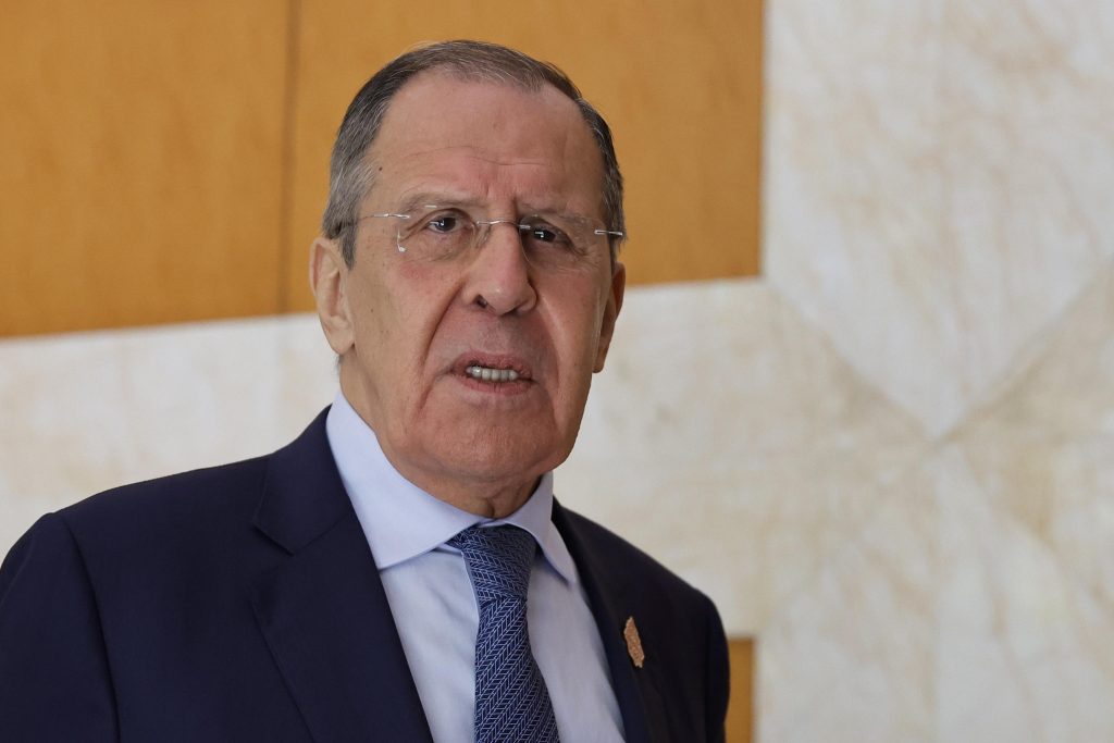 Lavrov ammette: “obiettivi russi cambiati, più estesi”