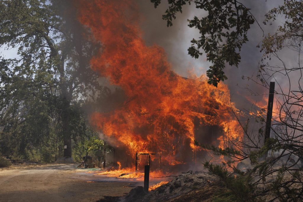 Vasti incendi in Russia, emanato lo stato di emergenza