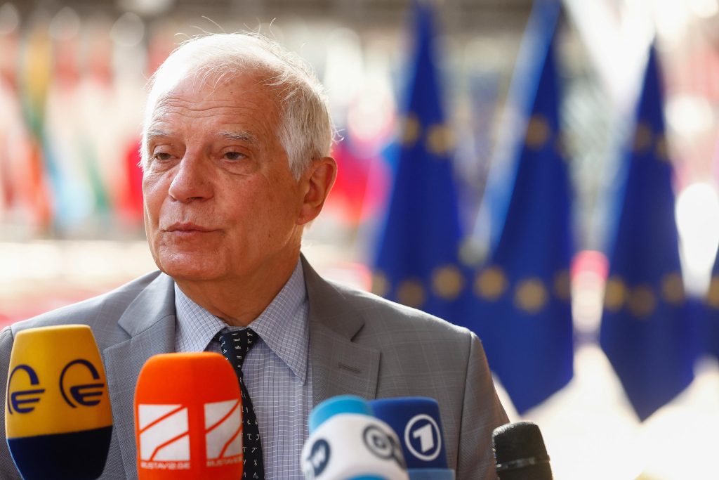 Borrell sul gas: “risparmiare subito”