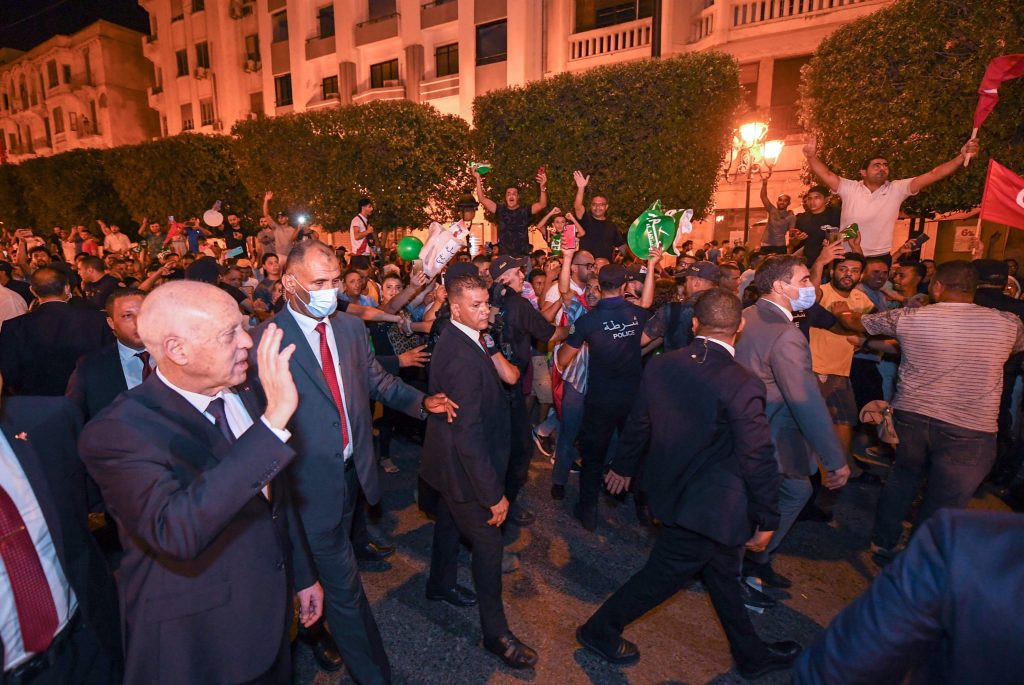 Tunisia, scontro tra Saied e il Fronte sulla nuova Costituzione