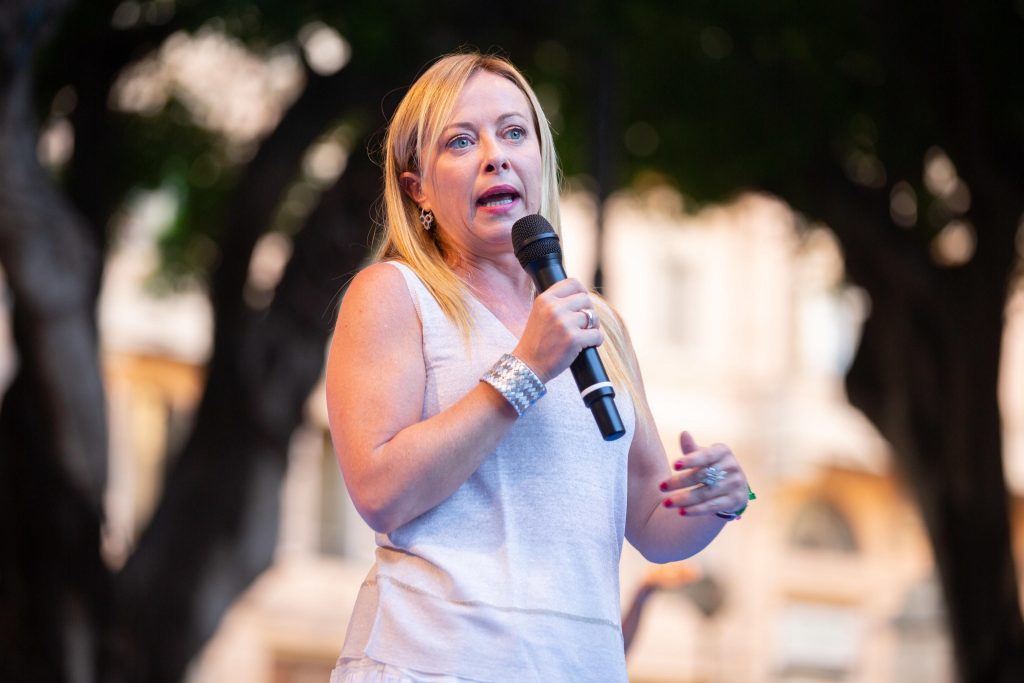 Meloni sull’aborto: “non aboliremo la legge 194”
