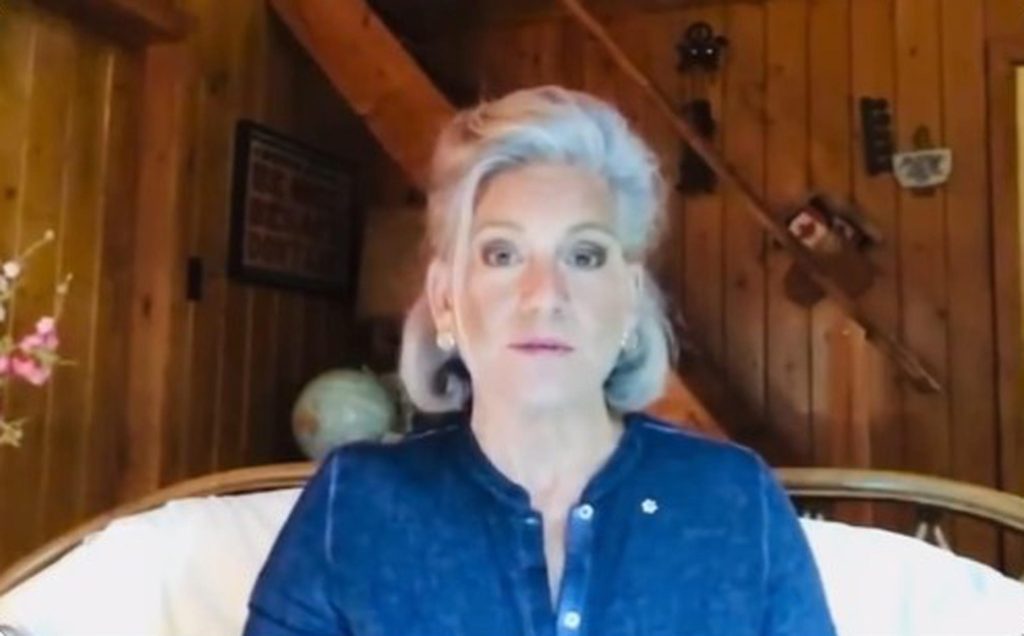 Lisa LaFlamme, la conduttrice licenziata per i capelli grigi