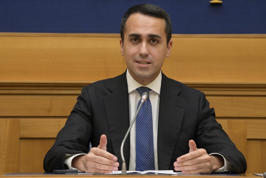 Di Maio: “proponiamo taglio delle bollette per famiglie e imprese”