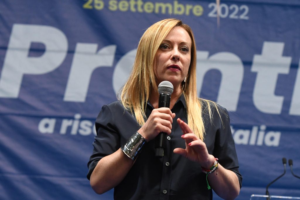 Meloni: “caro bollette è la priorità”