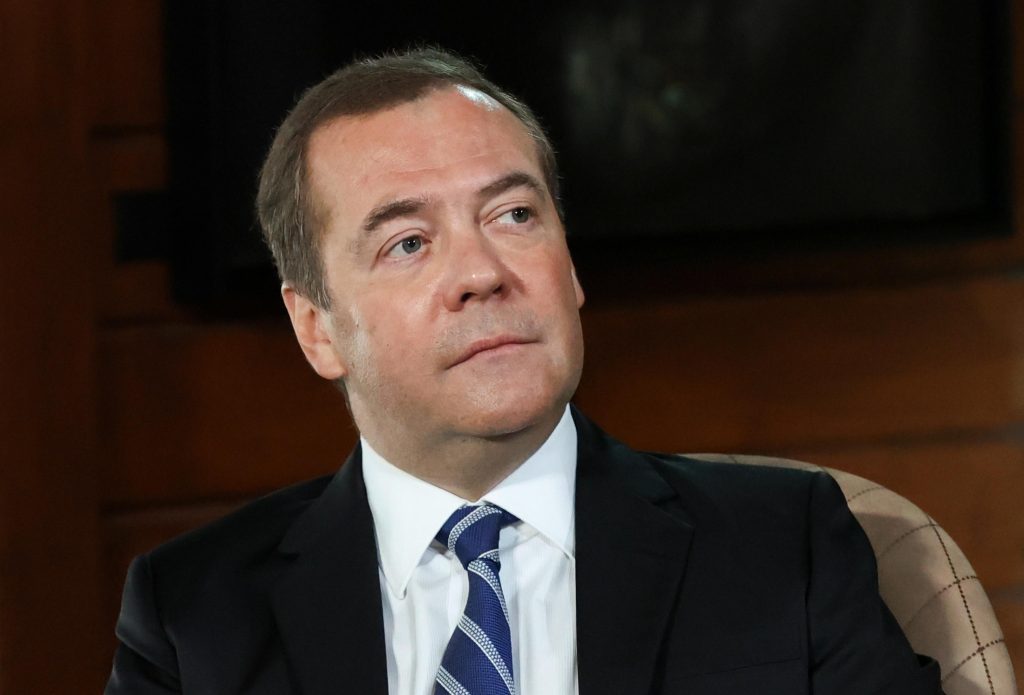 Medvedev: si arriverà alla Terza Guerra Mondiale