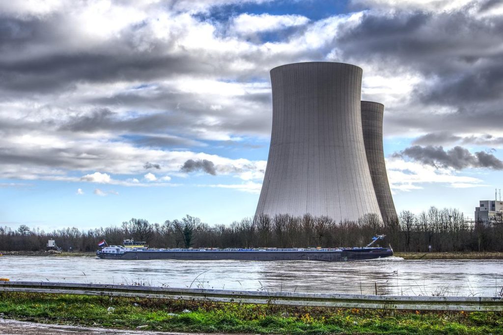 Nucleare, centrali a rischio in Usa e Francia PIXABAY