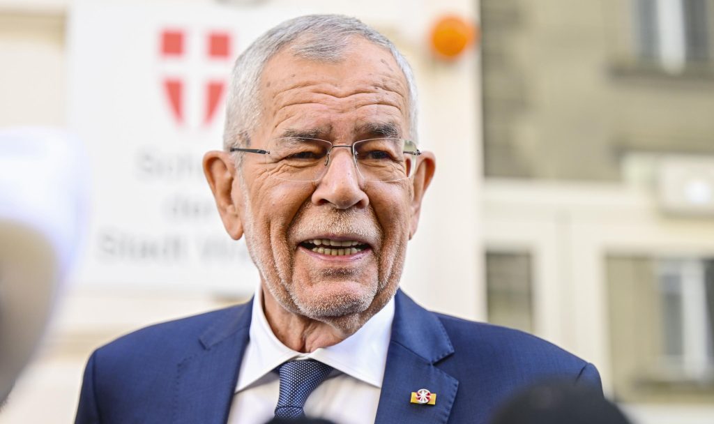 Seggi aperti per le presidenziali in Austria