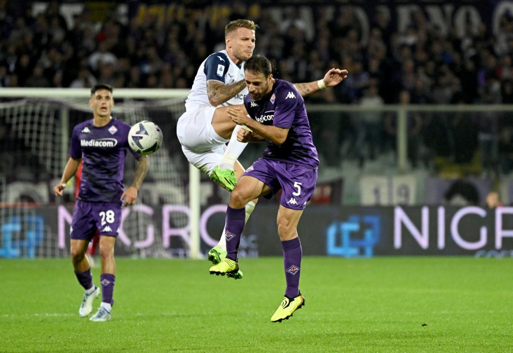 Serie A, la Lazio travolge i viola