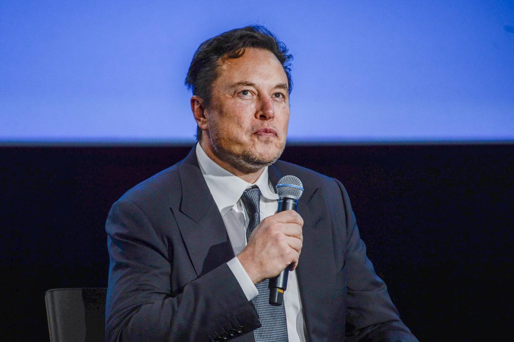 Elon Musk nel mirino della sicurezza nazionale