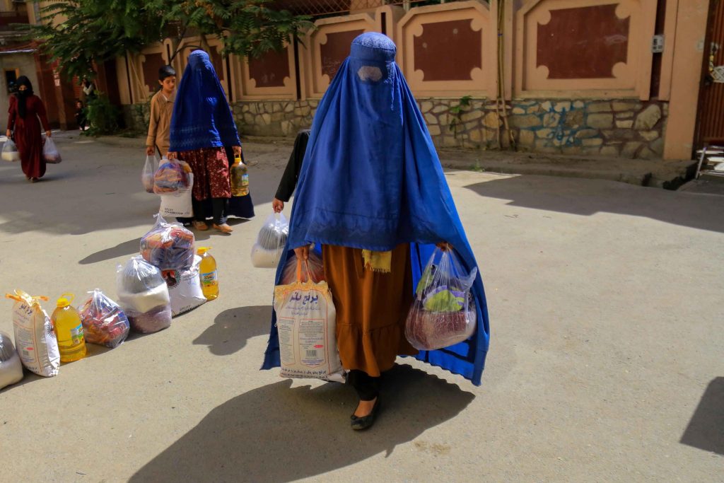 Afghanistan nella morsa della fame: 3,9 mln di bambini gravemente malnutriti