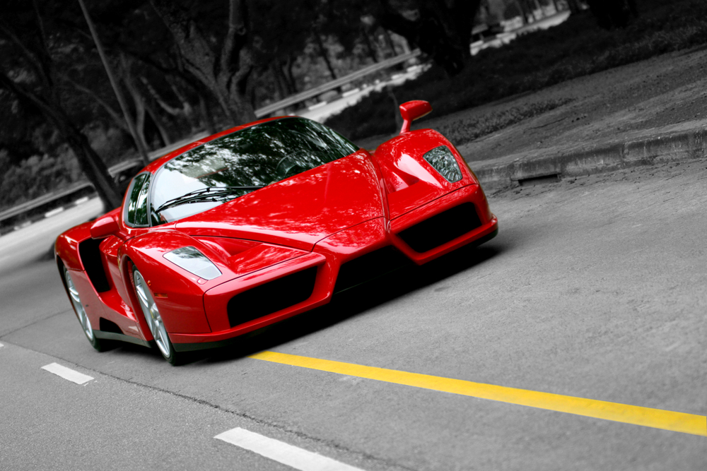 Si schianta con una Ferrari prima di consegnarla al proprietario SHUTTERSTOCK