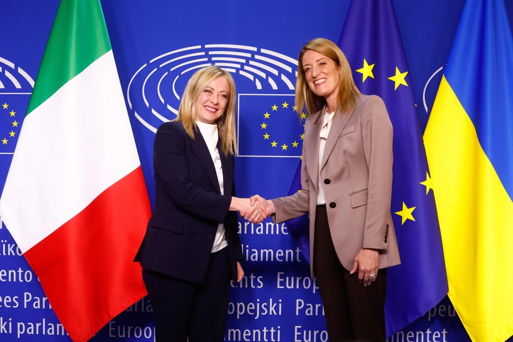 Meloni, prima volta a Bruxelles. L’incontro con Metsola