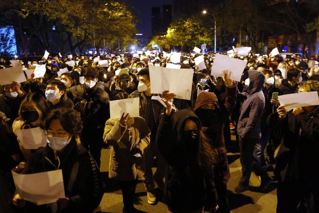 Le piazze cinesi insorgono contro le misure anti-Covid