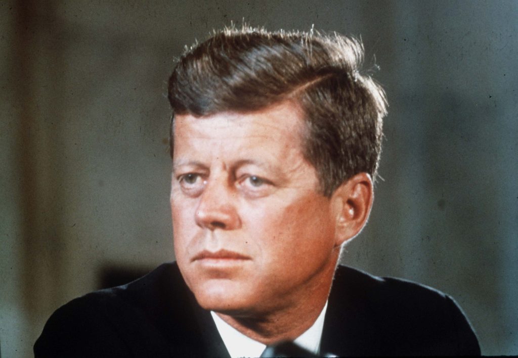 Pubblicati oltre 13 mila JFK Files, documenti segreti sull’assassinio di Kennedy