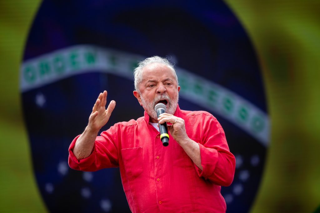 Nelle mani di Lula