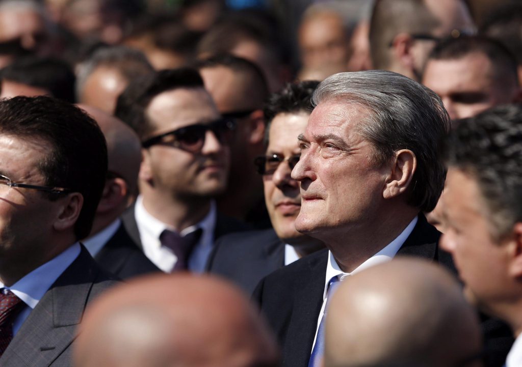 Leader dell’opposizione aggredito in Albania