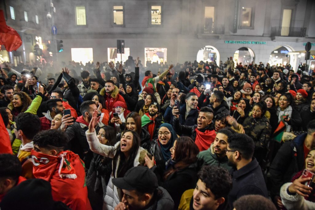 Milano, tifoso accoltellato durante festeggiamenti per la vittoria del Marocco