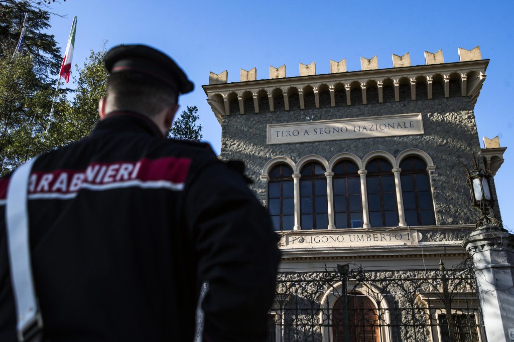 Sparatoria Roma, Campiti era iscritto al poligono di tiro dal 2018