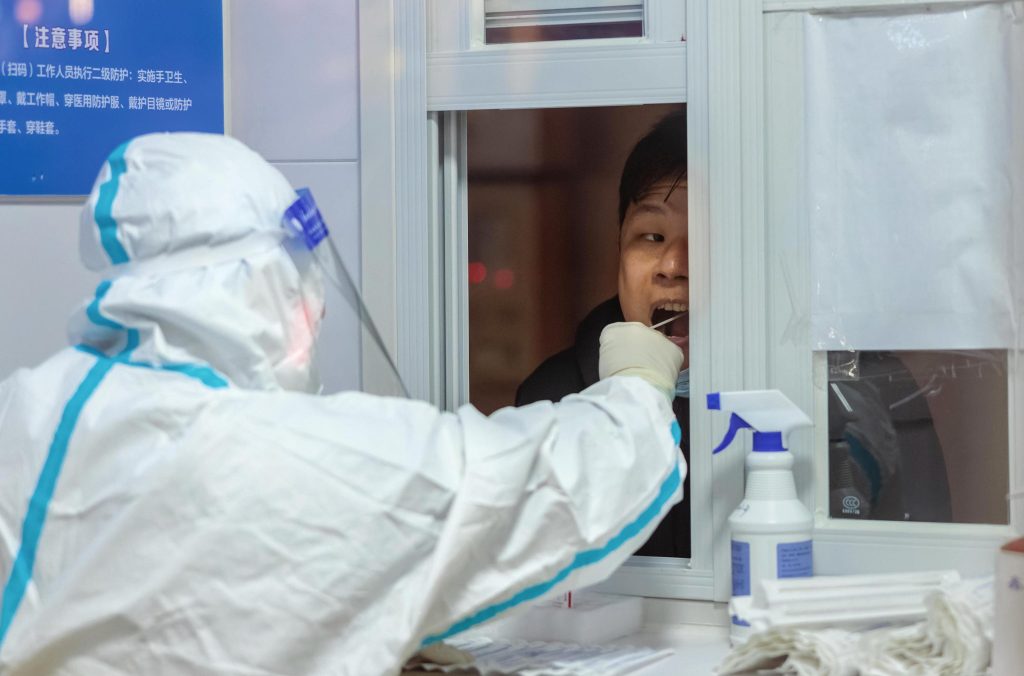 Covid, anche Israele impone test per passeggeri dalla Cina