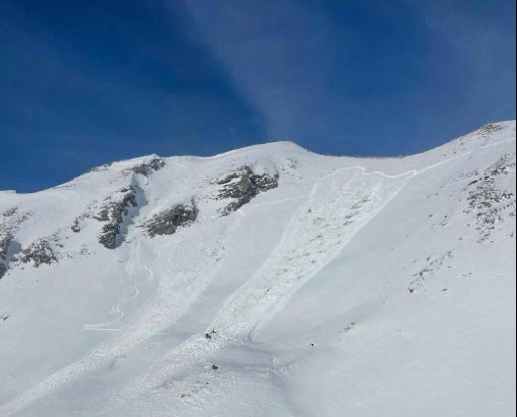 Valanga travolge 10 persone in Austria, tutti salvi