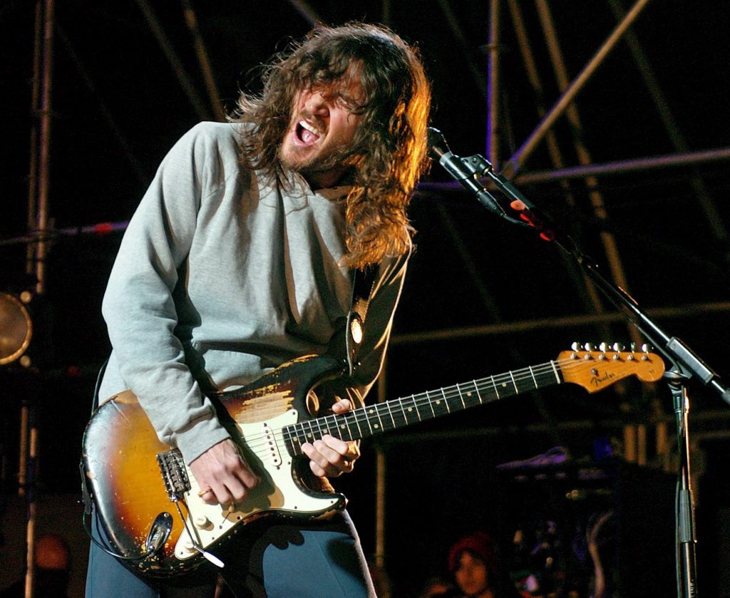 John Frusciante pubblicherà un doppio album da solista JOHN FRUSCIANTE