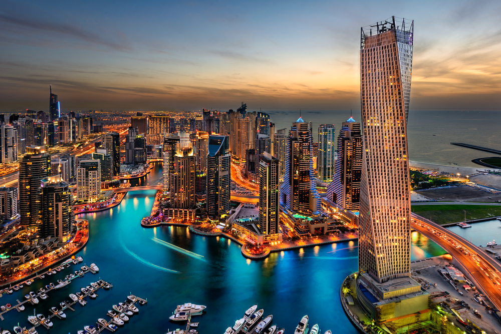 Dubai bling, il reality show che mette insieme i più ricchi della città DUBAI