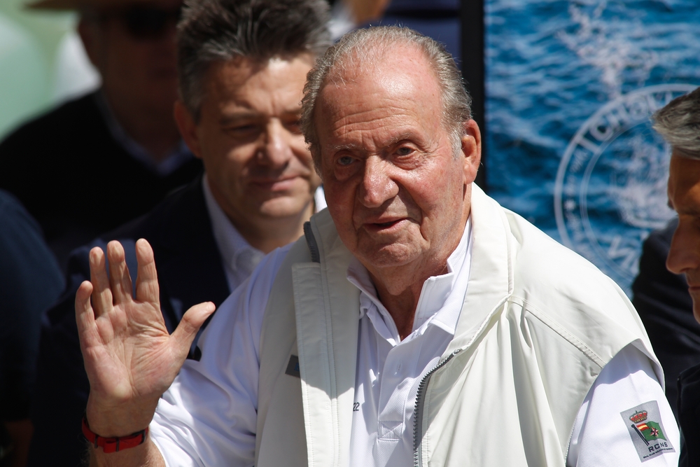 Molestie, re Juan Carlos ottiene l’immunità