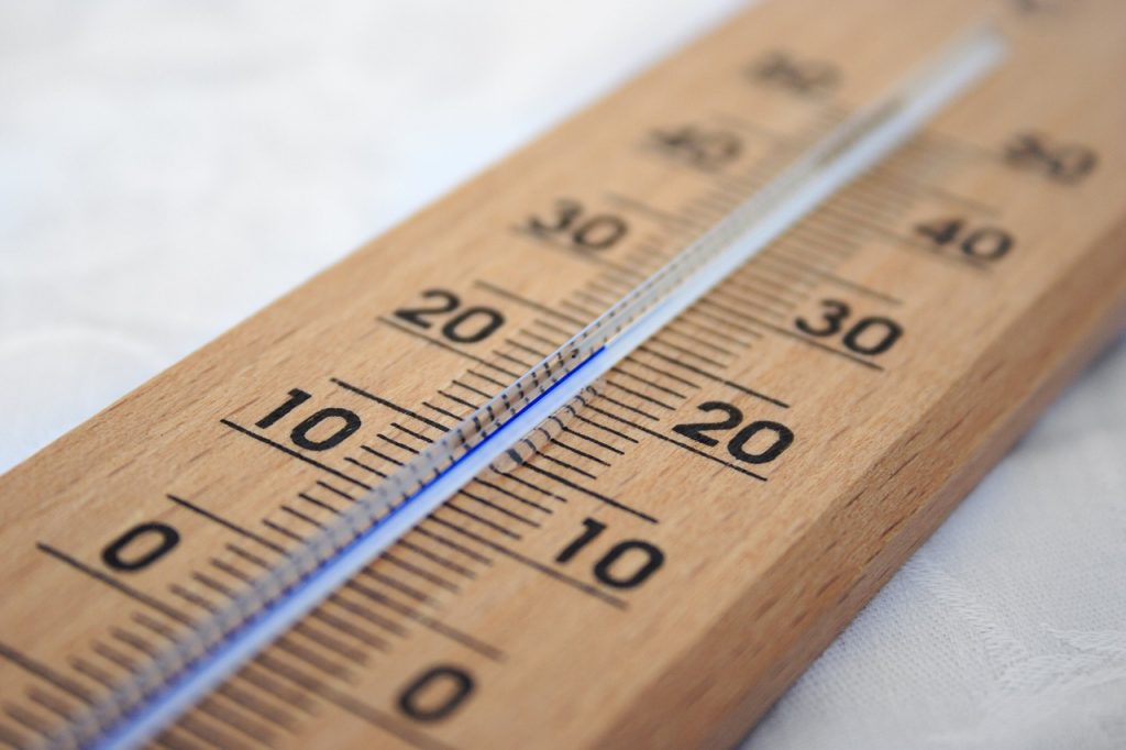 Paese diviso in due tra neve e temperature primaverili