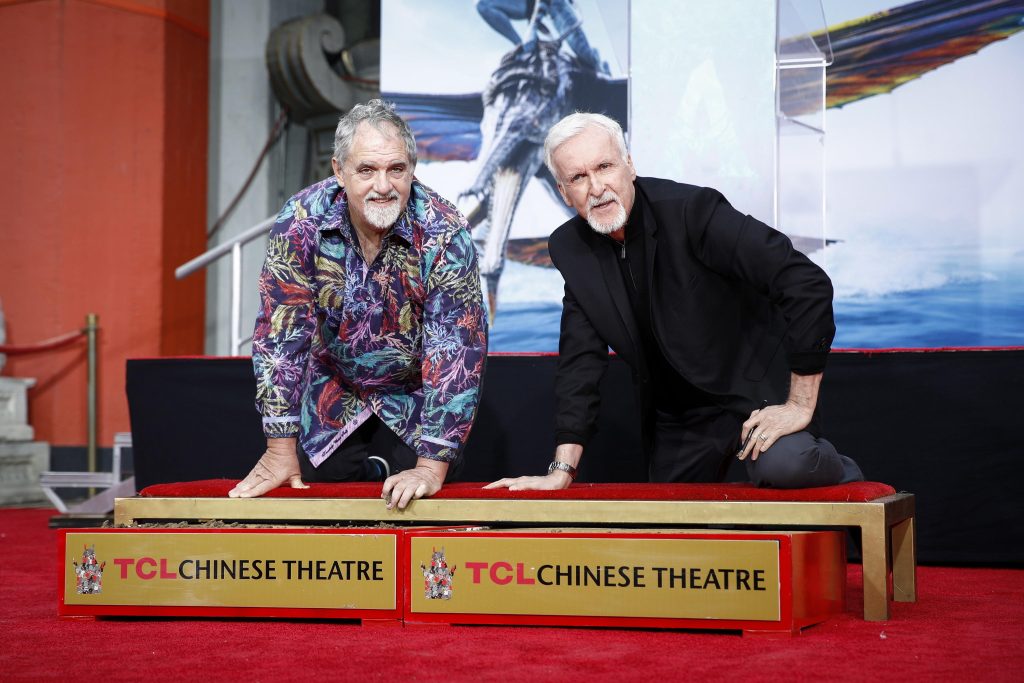 L’impronta di Cameron sul cemento del TCL Chinese Theatre