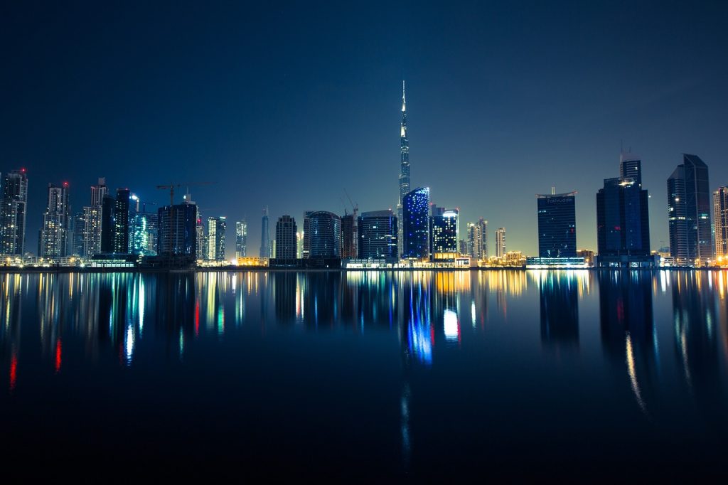 Piano D33 di Dubai: 8.700 miliardi in 10 anni