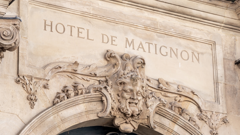 Vernice sull’Hotel de Matignon, l’azione degli attivisti