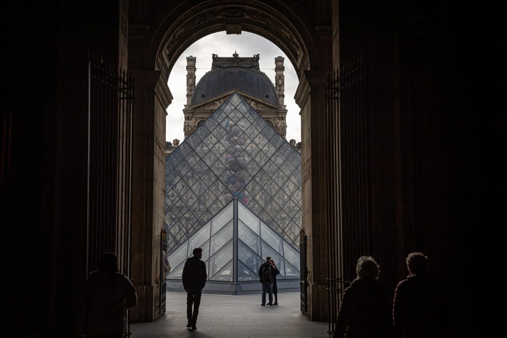 Ingressi contingentati al Louvre