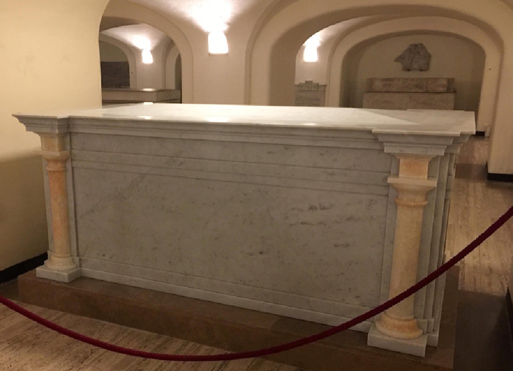 Papa Ratzinger, aperte al pubblico le grotte vaticane