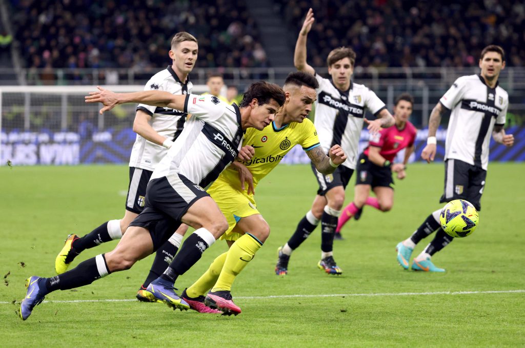 Coppa Italia, l’Inter soffre col Parma ma avanza ai quarti