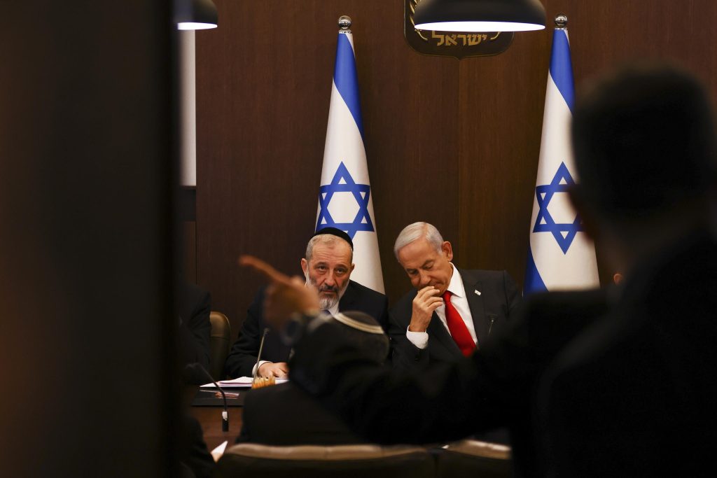 La Corte Suprema boccia il ministro di Bibi