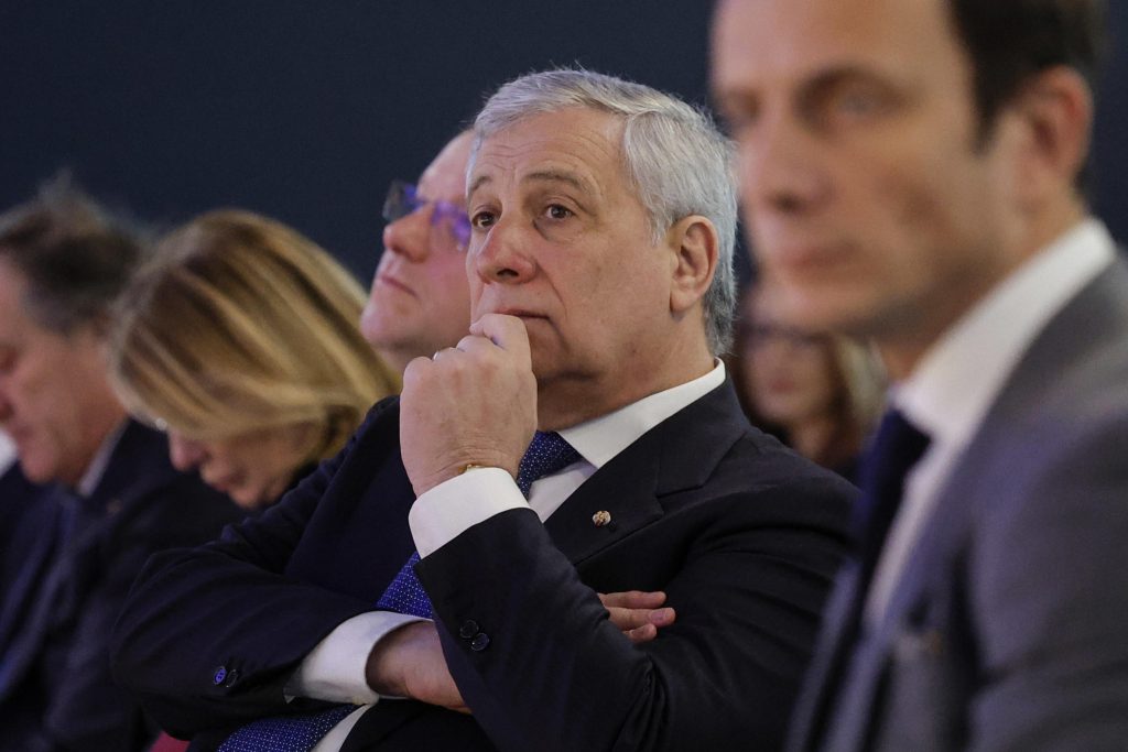Attacchi alle istituzioni italiane all’estero