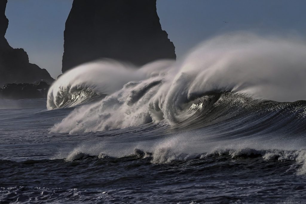 Surfista morto a Praia do Norte mentre affrontava un’onda