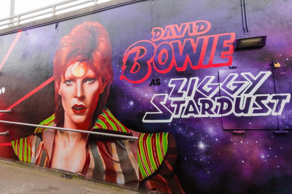 David Bowie in un archivio di 80 mila pezzi